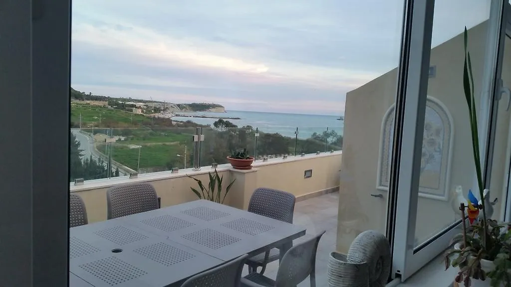 Seagull Penthouse Marsaxlokk Apartment 0*,  Malta